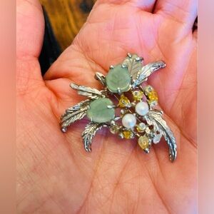 Vintage Pearl Bud Floral Brooch
